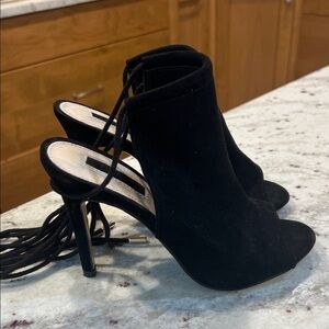 Elegant Black Women's Heeled Booties